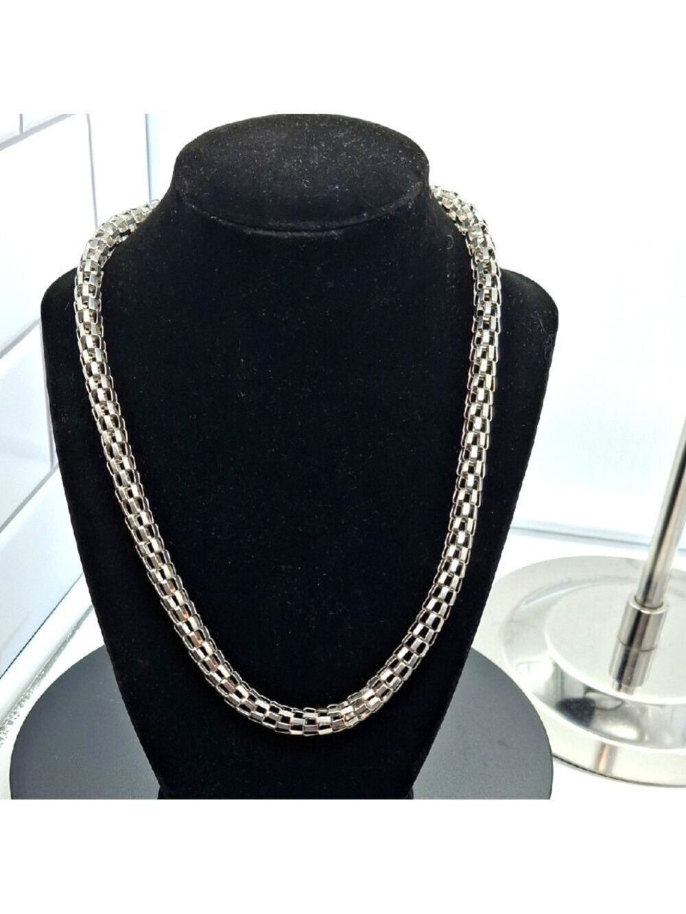Silvertone Chainlink Necklace 19"+2"